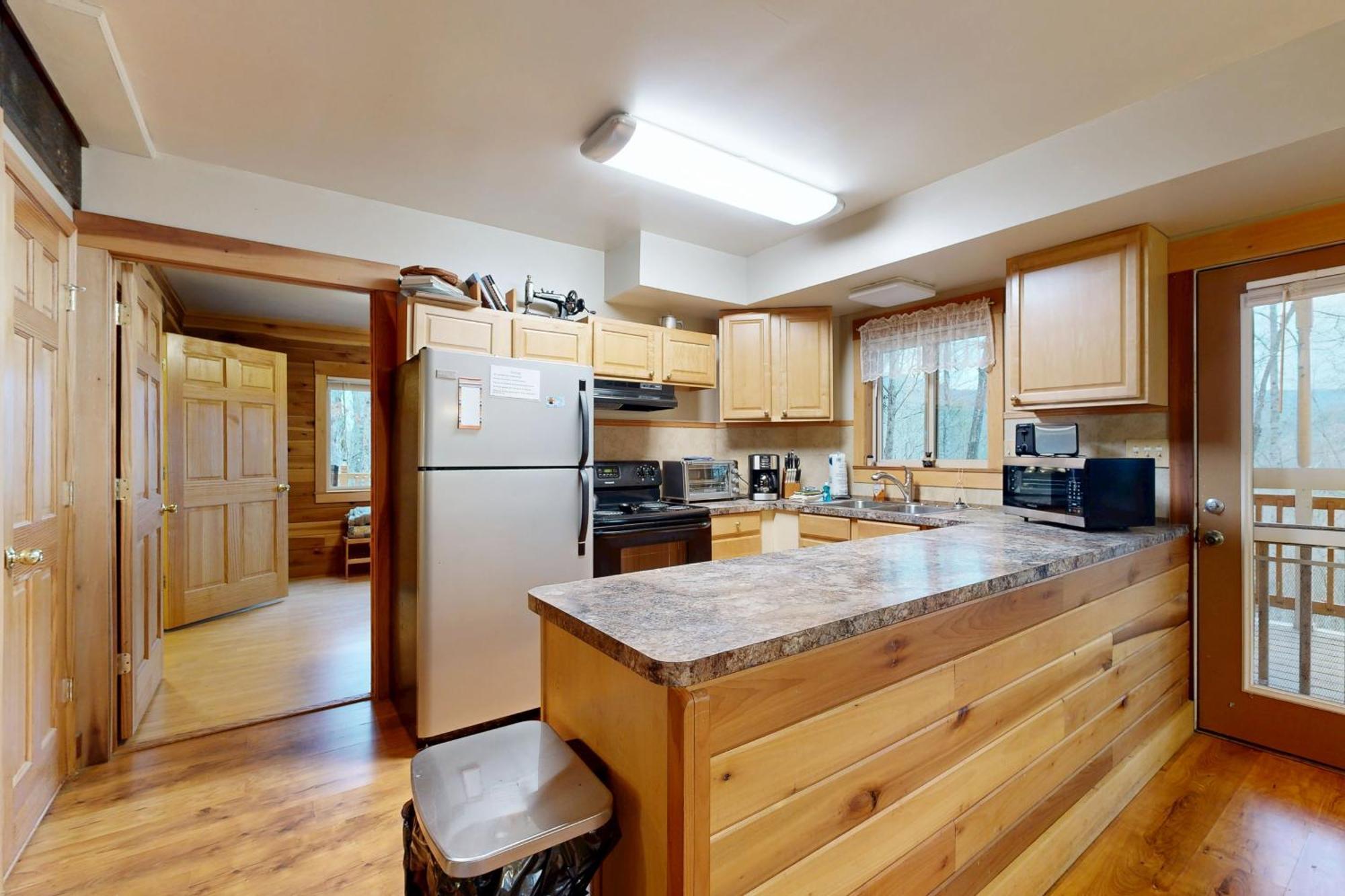 2 Bed 2 Bath Vacation Home In Whittier V Екстер'єр фото